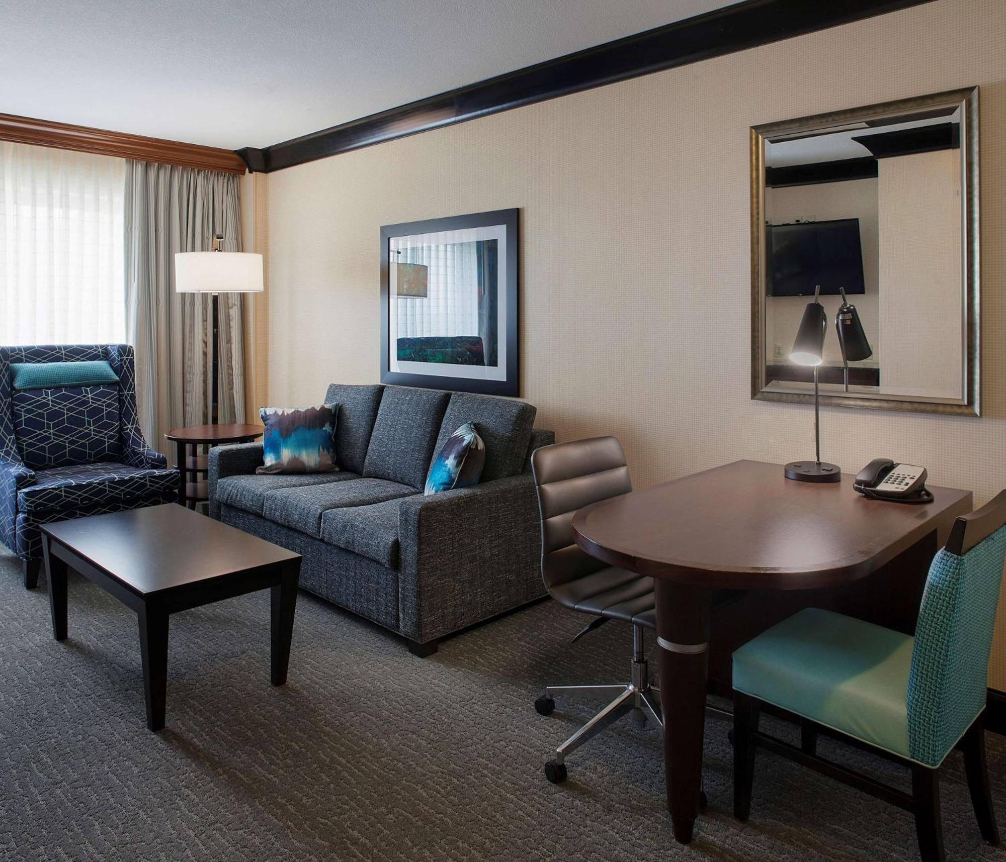 Doubletree Suites By Hilton Bentonville Exterior foto