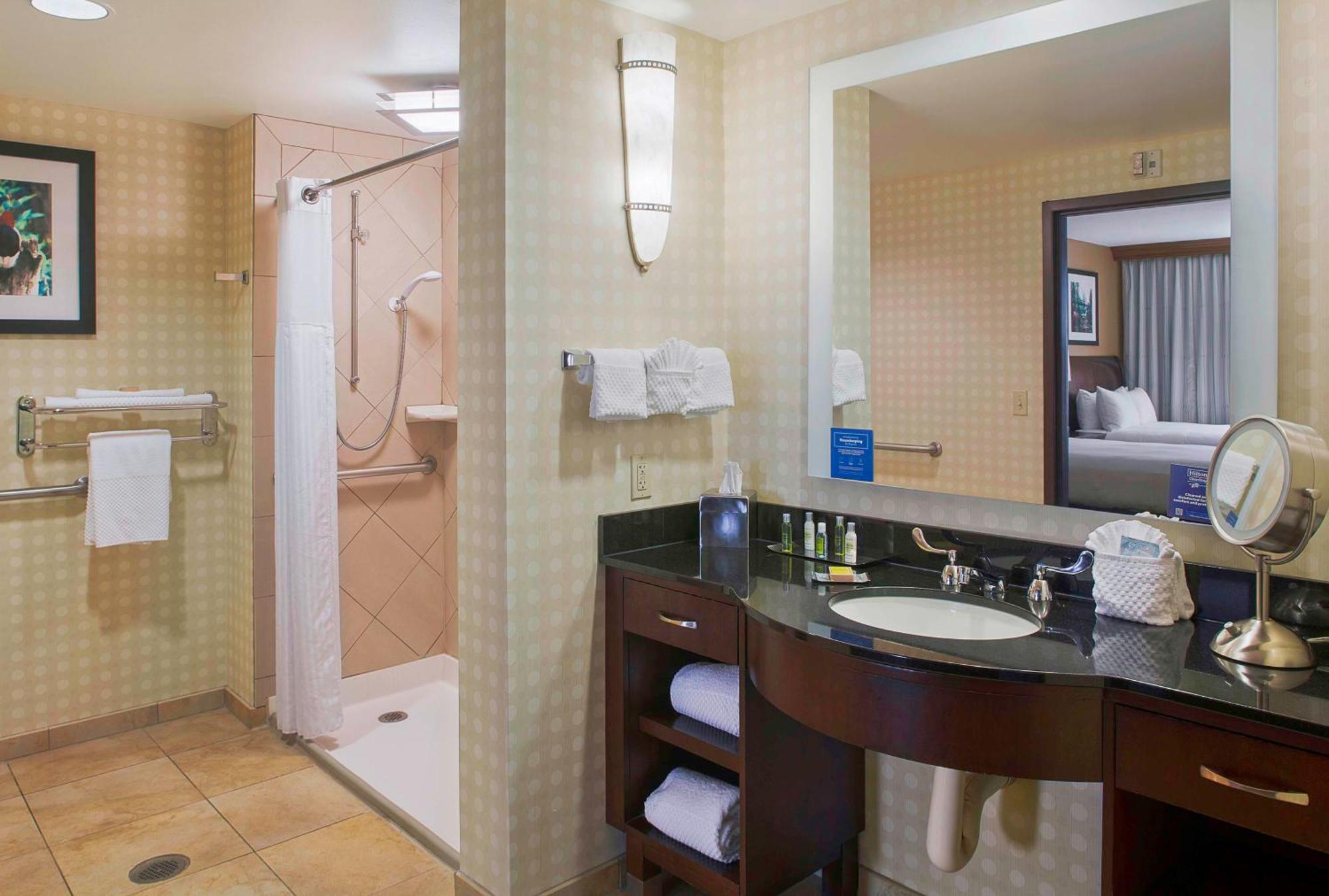Doubletree Suites By Hilton Bentonville Exterior foto